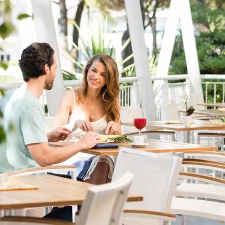 Luna Μπιμπιόνε