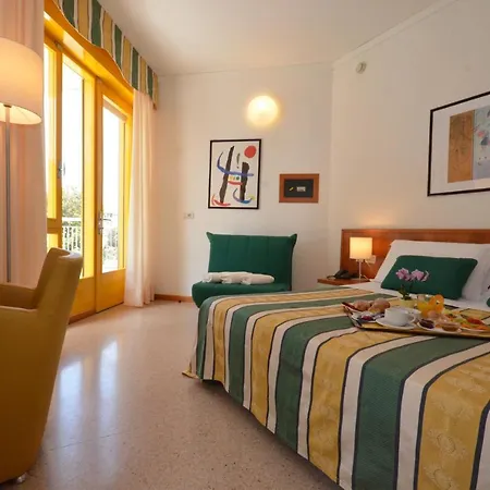 Hotel Luna