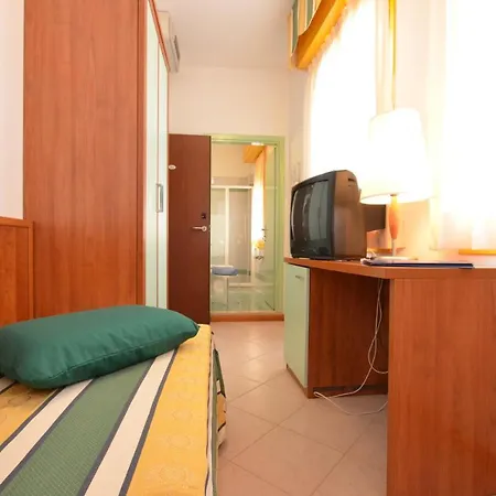 Luna Hotel