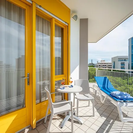 Hotell Luna 4*