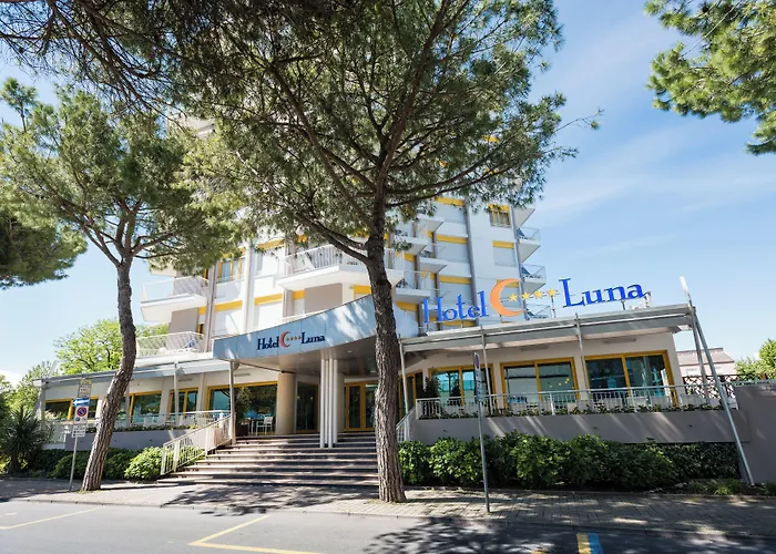 Luna Hotel